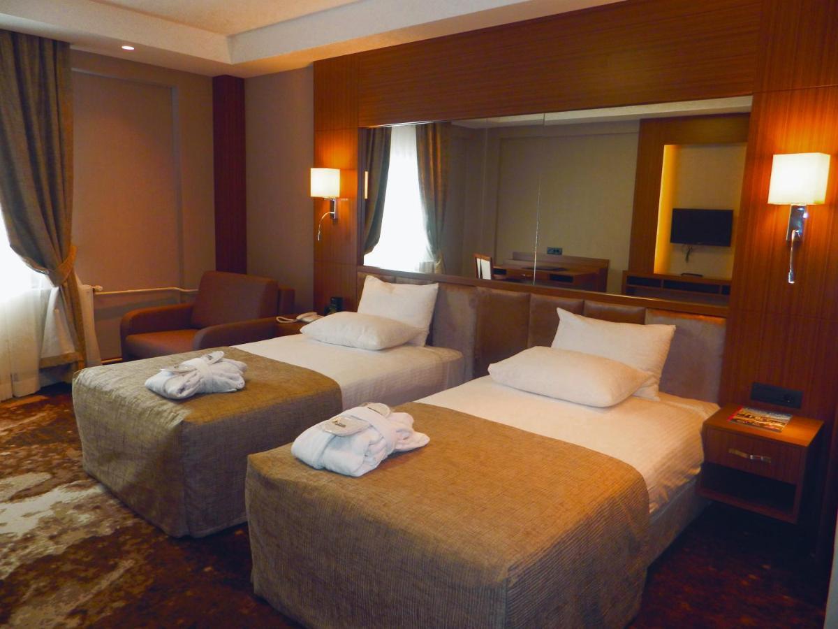 The Green Park Kartepe Exterior foto