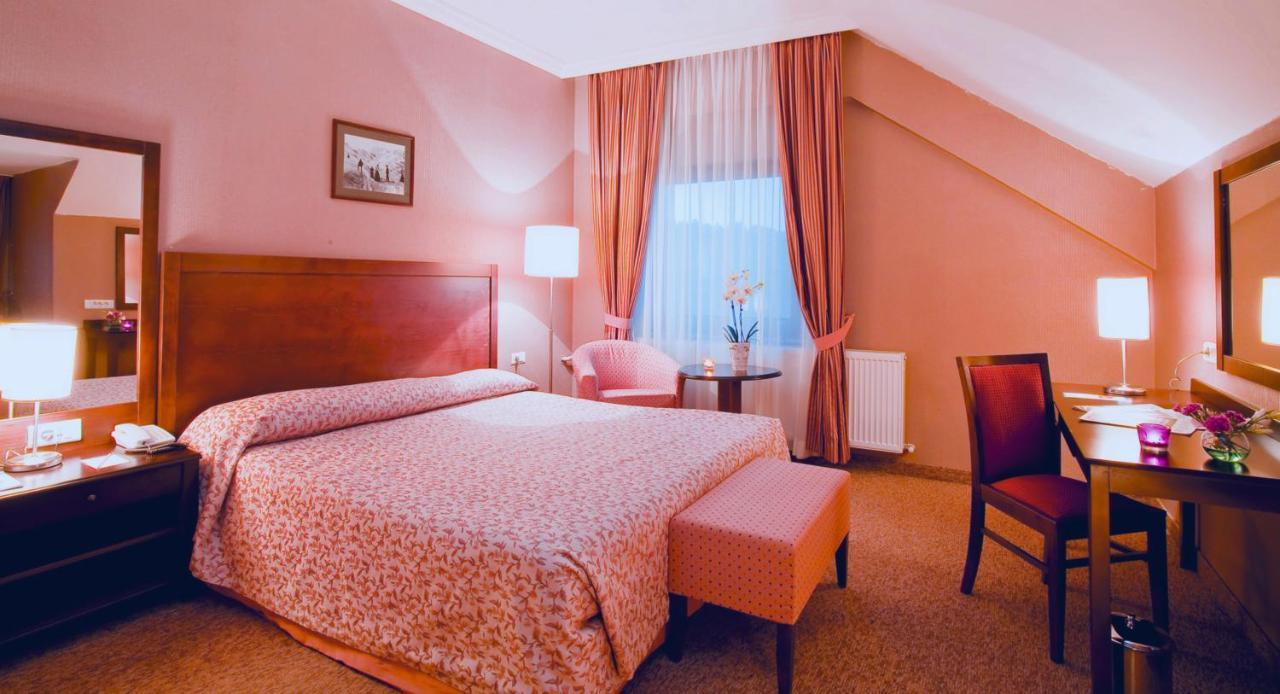The Green Park Kartepe Exterior foto