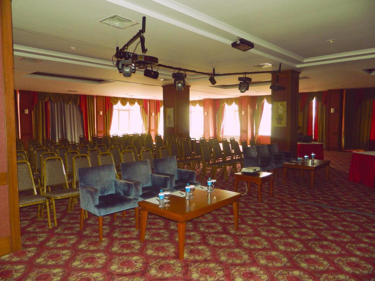 The Green Park Kartepe Exterior foto